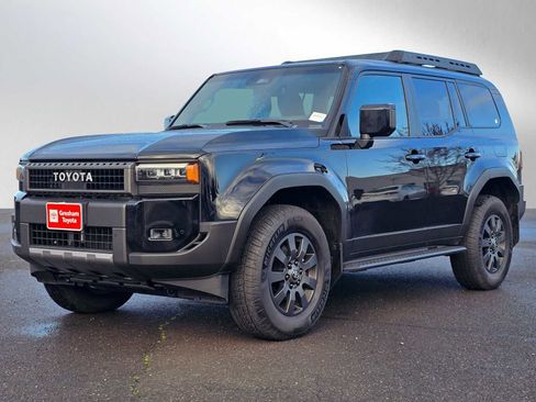 Used 2025 Toyota Land Cruiser w/ Premium Package image 7