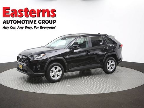 Used 2021 Toyota RAV4 XLE AWD/4WD image 56