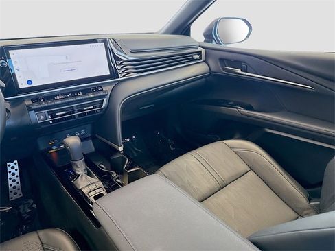 Used 2025 Toyota Camry XSE image 25