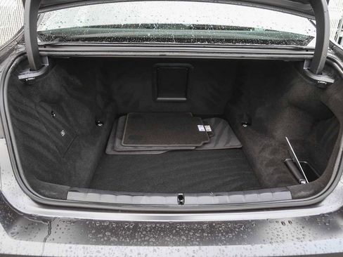 Used 2026 BMW 750e xDrive w/ Premium Package image 21