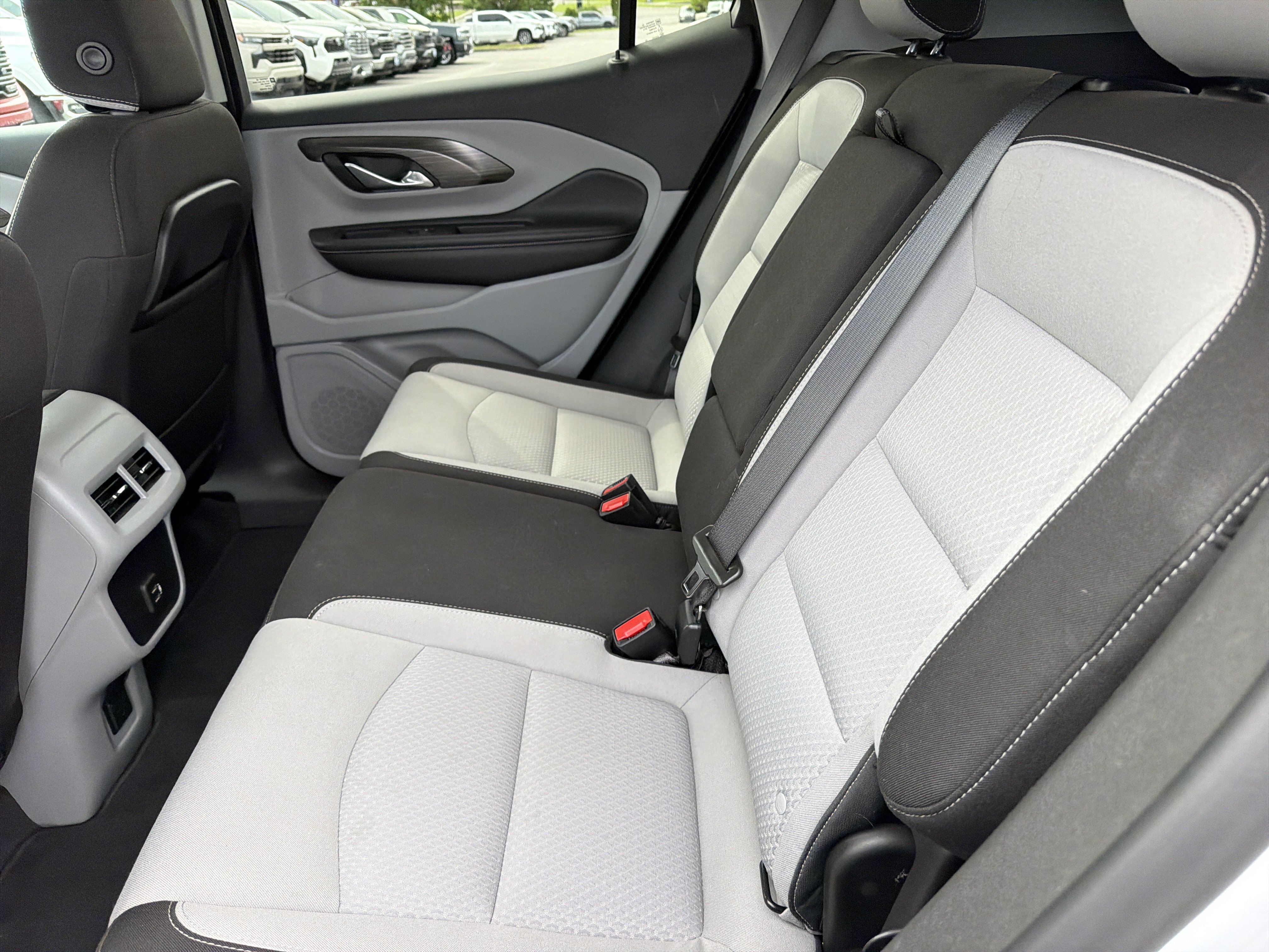 Certified 2024 GMC Terrain SLE w/ Driver Convenience Package AWD/4WD image 13