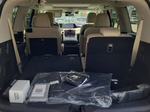 New 2026 Nissan Armada Platinum Reserve AWD/4WD image 6