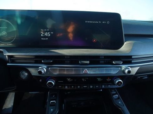 Used 2024 Kia Telluride SX X-Line image 32