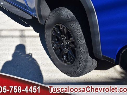 Used 2023 Chevrolet Silverado 1500 ZR2 w/ Technology Package image 15