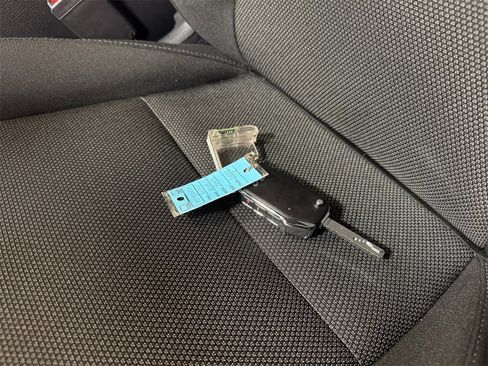 Certified 2024 Kia Forte LXS image 32