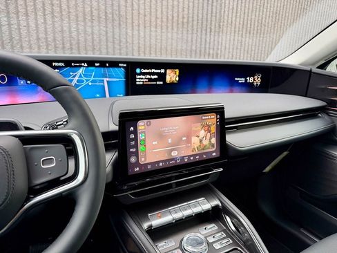 New 2026 Lincoln Nautilus Premier w/ Equipment Group 102A image 31