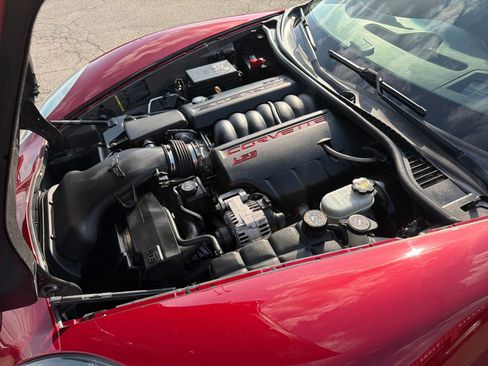 Used 2008 Chevrolet Corvette Convertible w/ Preferred Equipment Group image 27