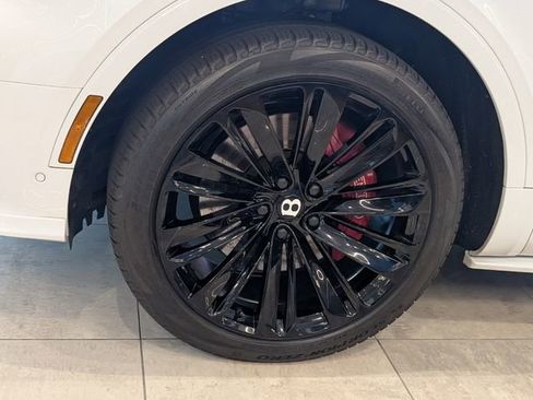 Used 2022 Bentley Bentayga Speed image 5