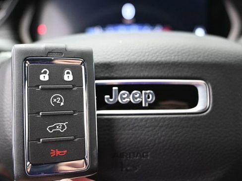 New 2026 Jeep Grand Cherokee L 4WD image 47