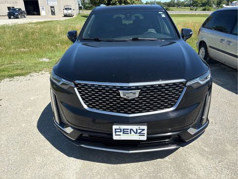 Used 2024 Cadillac XT6 Luxury w/ LPO, Floor Liner Package AWD/4WD image 2
