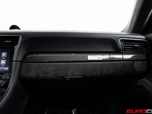 Used 2018 Porsche 911 GT2 RS image 41