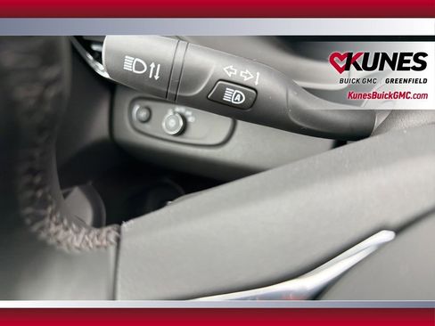 New 2026 Buick Envista Sport Touring w/ Convenience I Package FWD image 24
