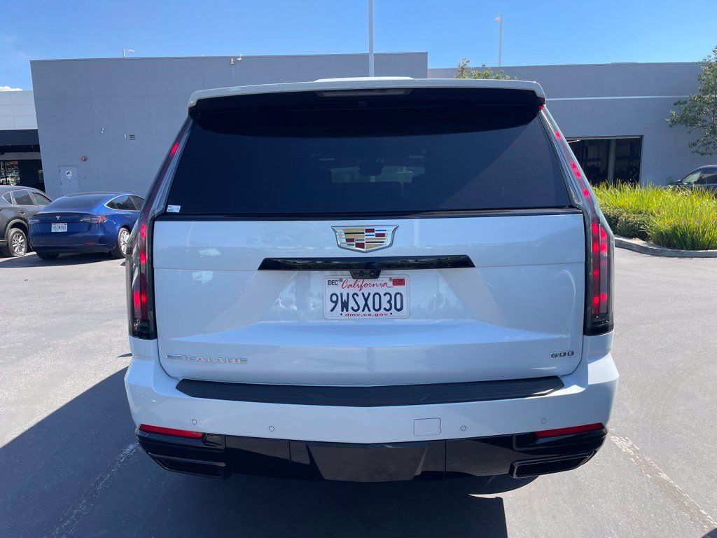 Used 2026 Cadillac Escalade Platinum Sport AWD/4WD image 7