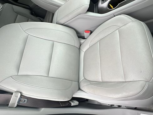 Used 2018 GMC Acadia SLT AWD/4WD image 21