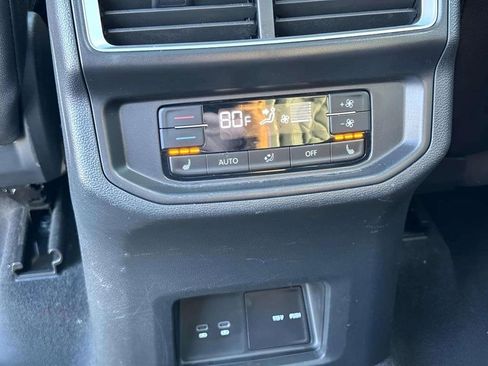 Used 2024 Volkswagen Atlas SEL Premium R-Line image 12