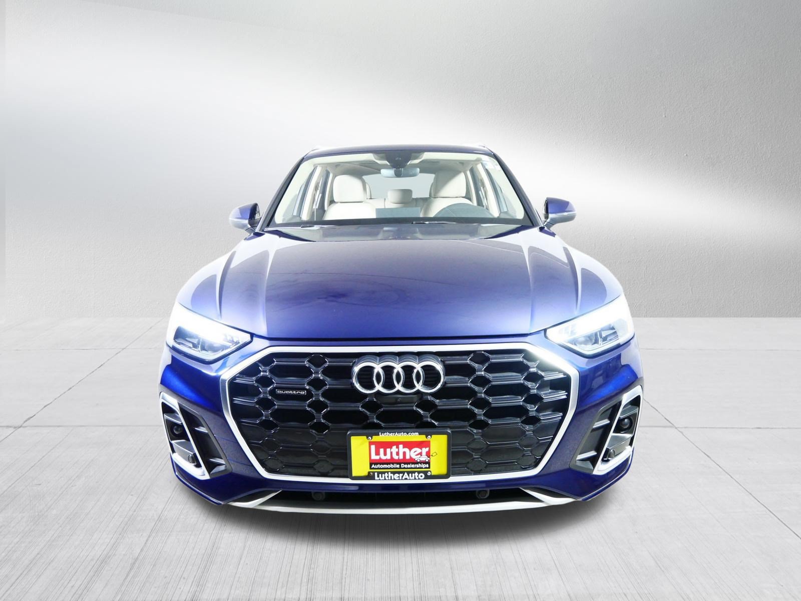 Used 2023 Audi Q5 2.0T Premium Plus w/ Premium Plus Package AWD/4WD image 2