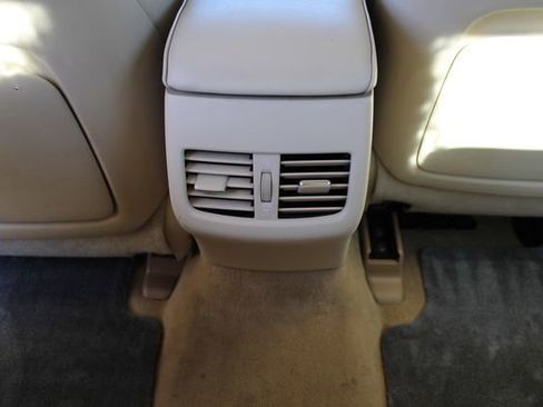 Used 2010 Lexus ES 350 image 23