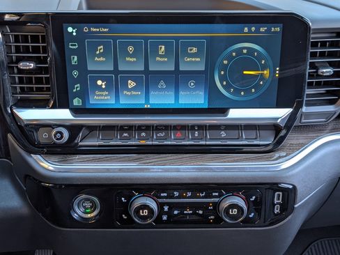 Used 2022 Chevrolet Silverado 1500 RST w/ Z71 Off-Road Package image 25