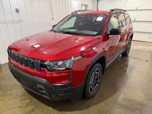 New 2026 Jeep Cherokee Laredo image 4