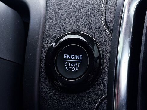 Used 2025 Ford Expedition Max Platinum image 24