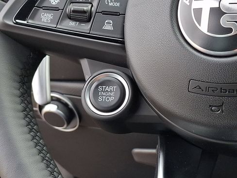 New 2026 Alfa Romeo Tonale Veloce w/ Quick Order Package 23H Volce image 20