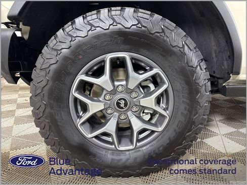 Certified 2025 Ford Bronco Badlands AWD/4WD image 13