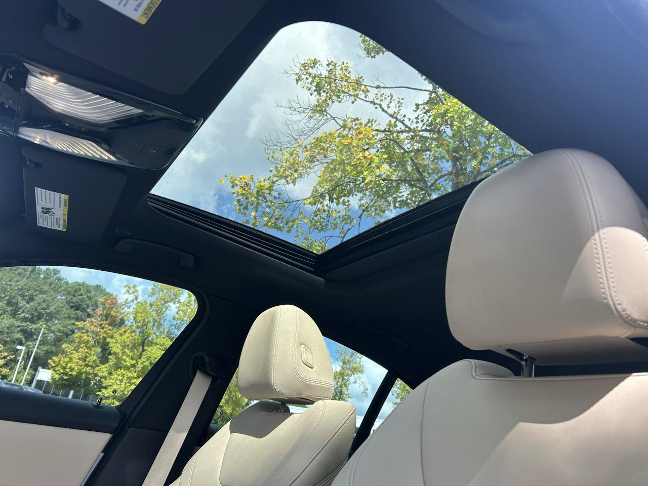 Used 2020 BMW 330i Sedan RWD image 14