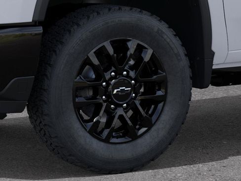 New 2026 Chevrolet Silverado 2500 LT AWD/4WD image 9