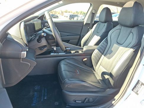 Used 2023 Hyundai Elantra Limited w/ Preferred Accessory Package image 14