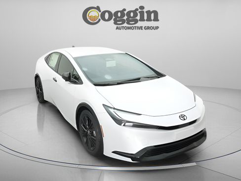 New 2026 Toyota Prius Plug-In Hybrid image 30