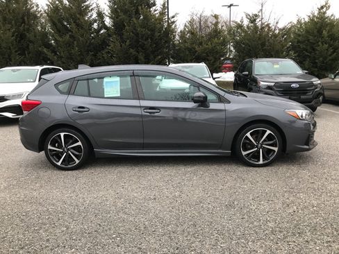 Used 2022 Subaru Impreza 2.0i Sport image 9