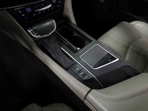 Used 2018 Cadillac CT6 Luxury image 25