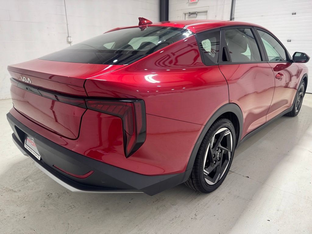 Used 2025 Kia K4 EX FWD image 7