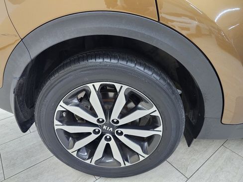 Used 2017 Kia Sportage EX image 35