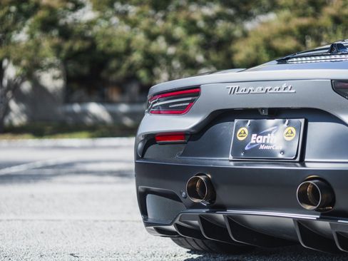 Used 2022 Maserati MC20 Coupe image 15