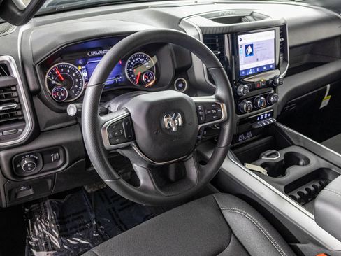 New 2026 RAM 1500 Express AWD/4WD image 3