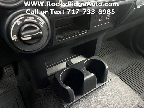 Used 2022 Nissan Titan S w/ S Utility Package image 17