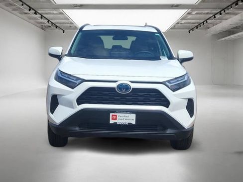 Used 2023 Toyota RAV4 XLE w/ Convenience Package AWD/4WD image 9