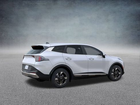 Used 2026 Kia Sportage LX image 6