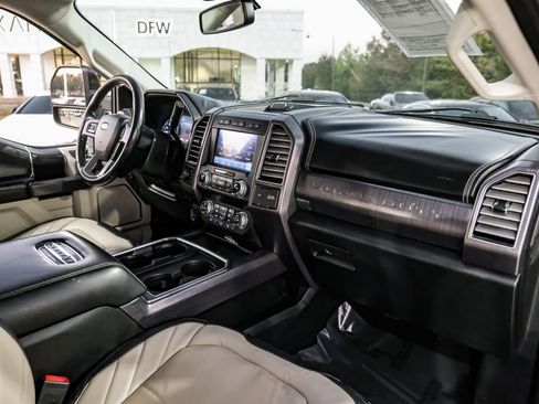Used 2020 Ford F250 Limited image 8