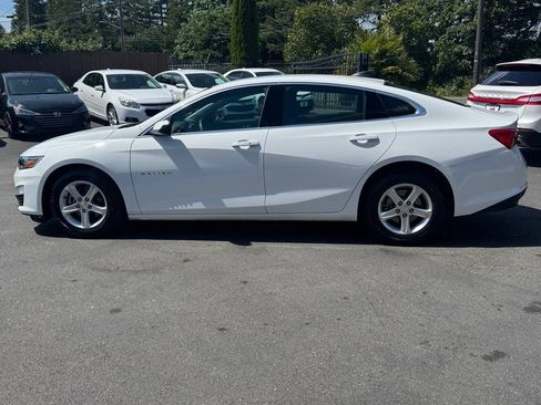 Used 2023 Chevrolet Malibu LS w/ Driver Confidence Package FWD image 4
