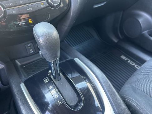 Used 2014 Nissan Rogue SV w/ SV Premium Package image 19