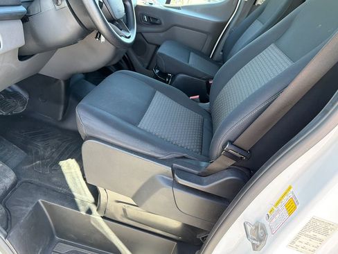 Used 2024 Ford Transit 250 Low Roof w/ Exterior Upgrade Package RWD image 9