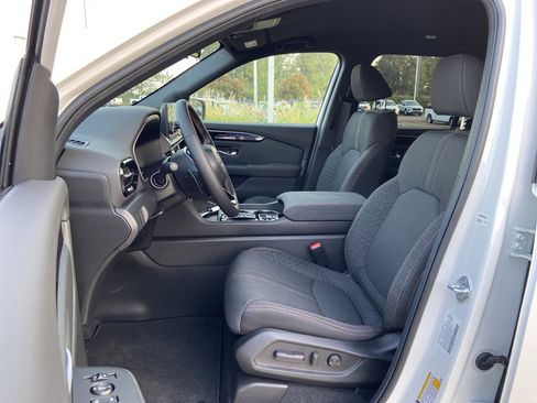 New 2025 Honda Pilot Sport image 32