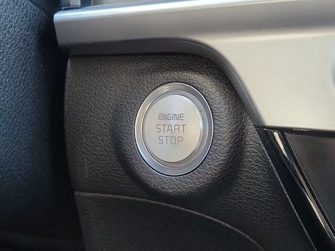 Used 2024 Kia Telluride EX FWD image 31