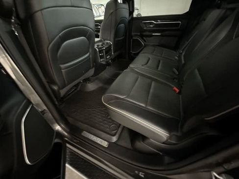 Used 2022 RAM 1500 Laramie AWD/4WD image 29