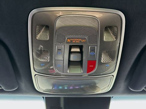 Used 2024 Genesis GV70 3.5T Sport w/ Sport Advanced Package image 17