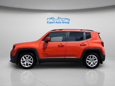 Used 2018 Jeep Renegade Latitude image 10