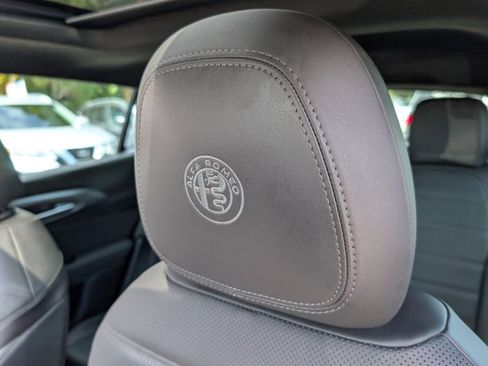 Used 2024 Alfa Romeo Tonale Veloce image 27