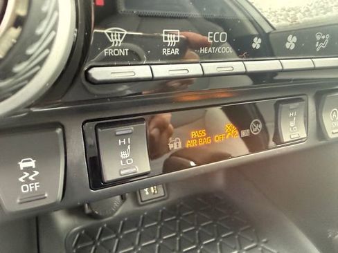 New 2025 Toyota RAV4 XLE Premium image 13